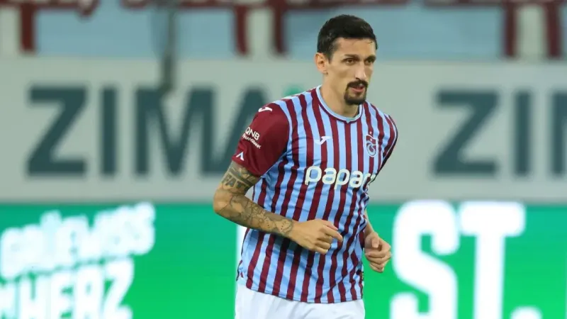 Trabzonspor'da Bir Futbolcu Daha Geri Döndü